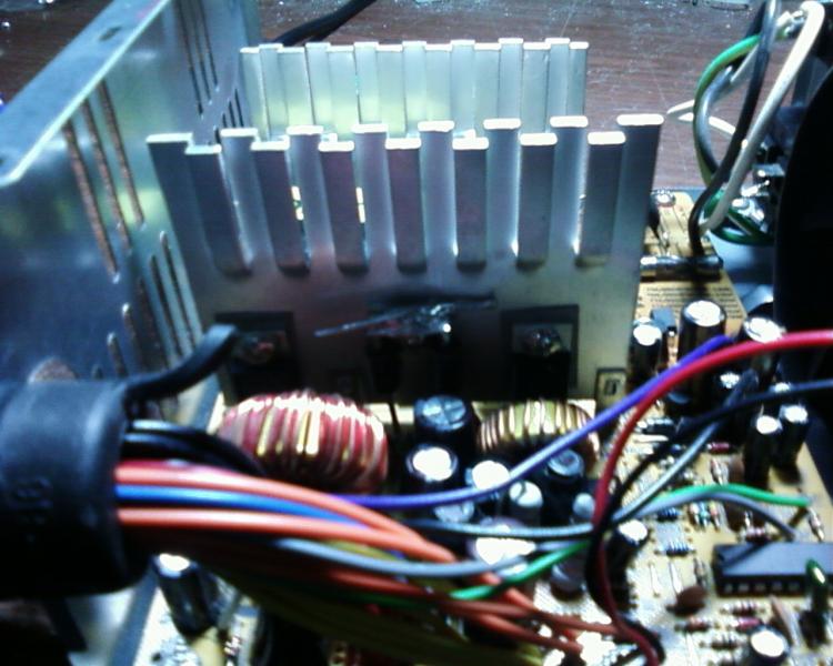 JNC model:SY-300ATX не держит нагрузку | ROM.by