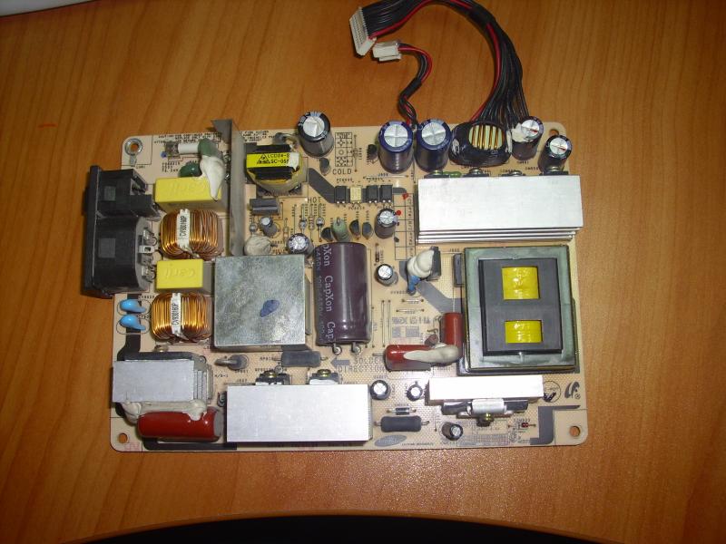 Блок питания монитора lg конденсаторы. Benq q7t4 с инвертором 48. Ip-35135b. Плата блок питания монитора iiyama. Монитор asus vh232t.